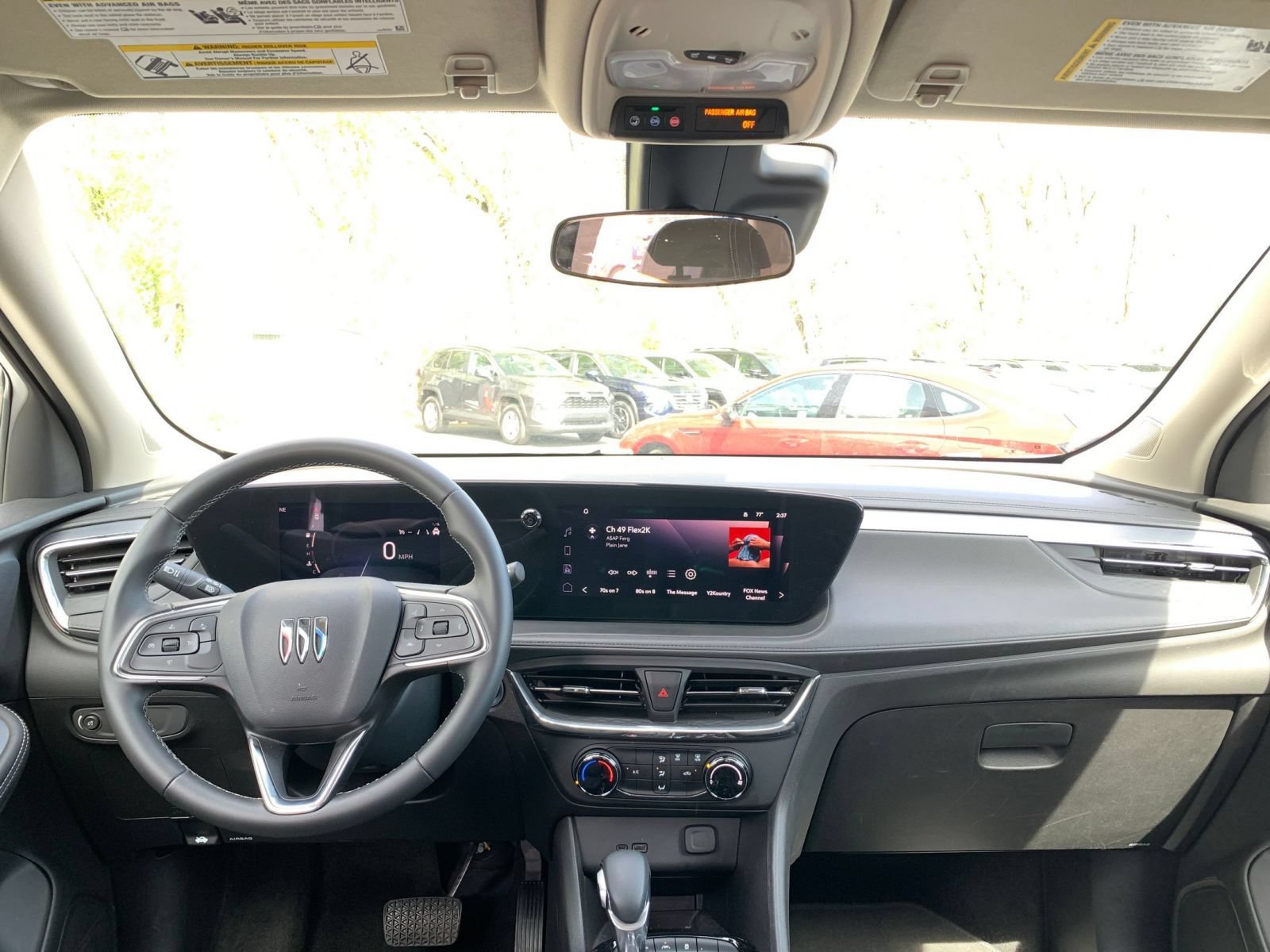 Used 2025 Buick Encore GX Preferred AWD/4WD image 31