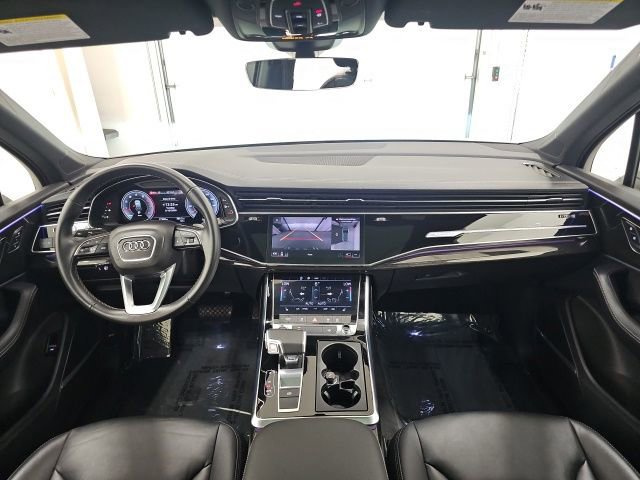 Used 2025 Audi Q7 3.0T Premium Plus image 33