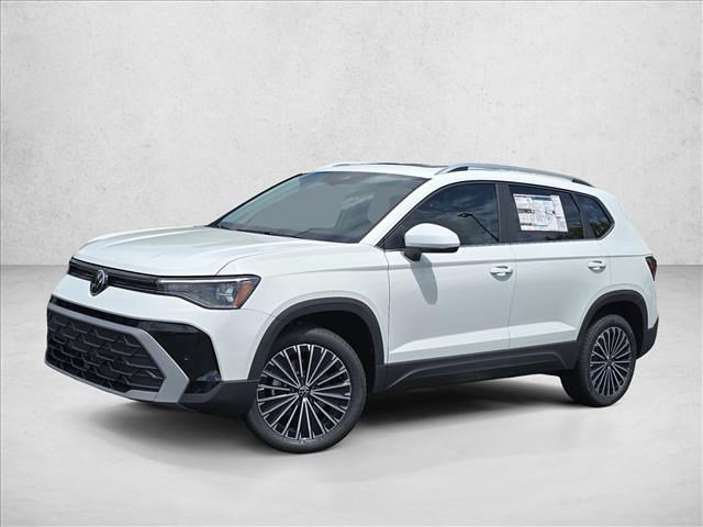 New 2026 Volkswagen Taos SE FWD image 1