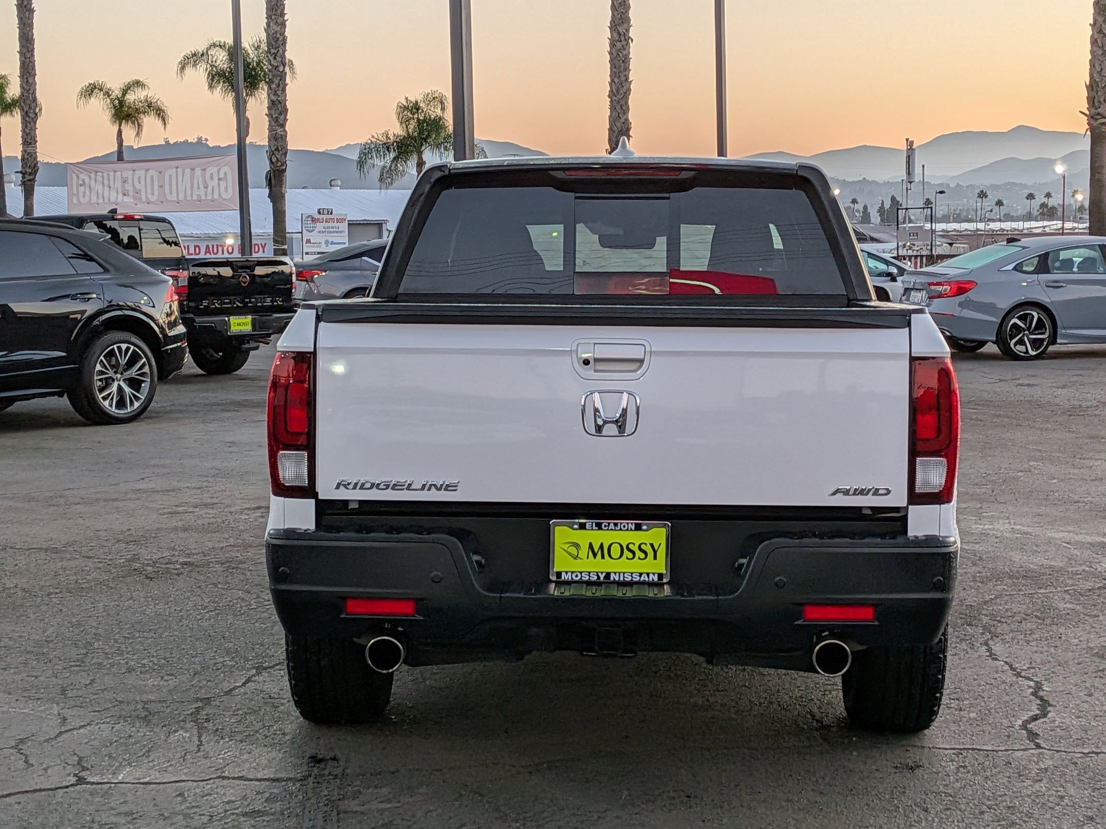 Used 2023 Honda Ridgeline Black Edition image 9