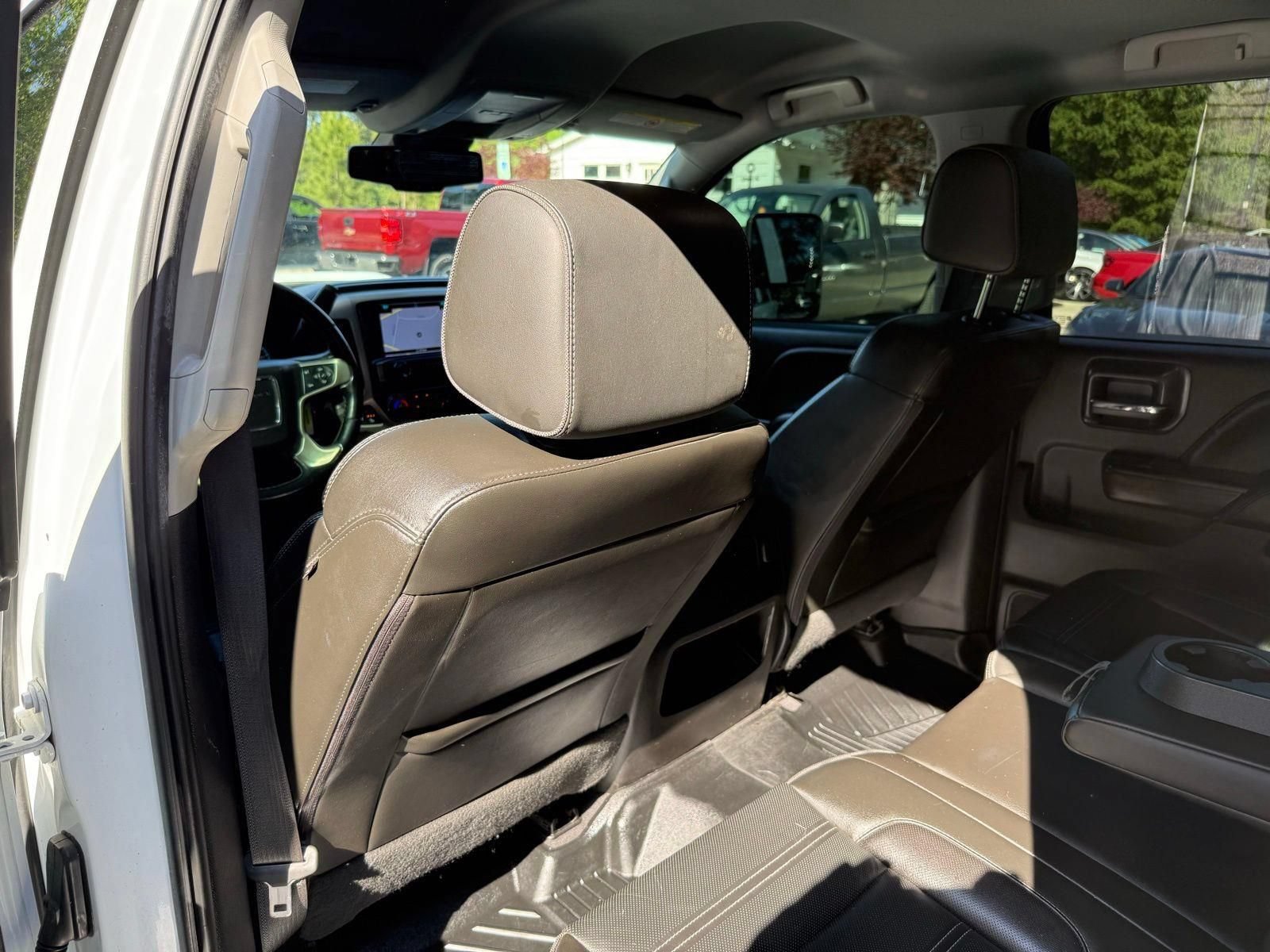 Used 2019 GMC Sierra 3500 Denali w/ Duramax Plus Package AWD/4WD image 34