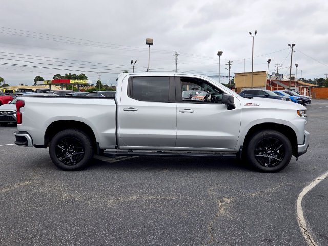 Used 2022 Chevrolet Silverado 1500 RST w/ LPO, Blackout Package AWD/4WD image 13