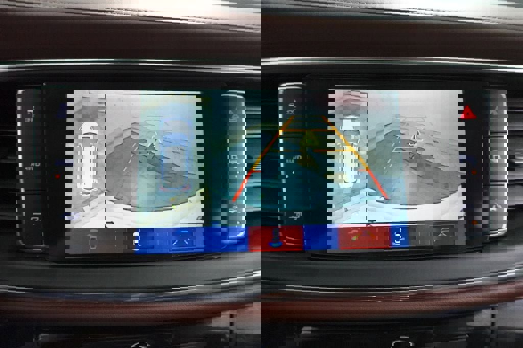 Used 2018 Buick Enclave Avenir w/ Avenir Technology Package image 21