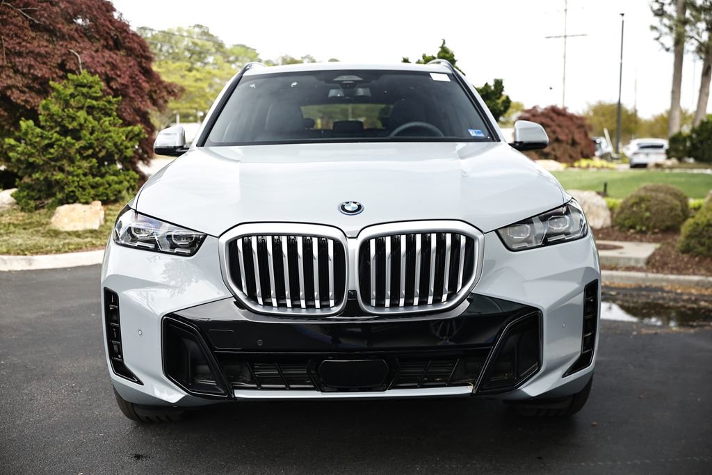 New 2026 BMW X5 xDrive50e w/ M Sport Package image 13