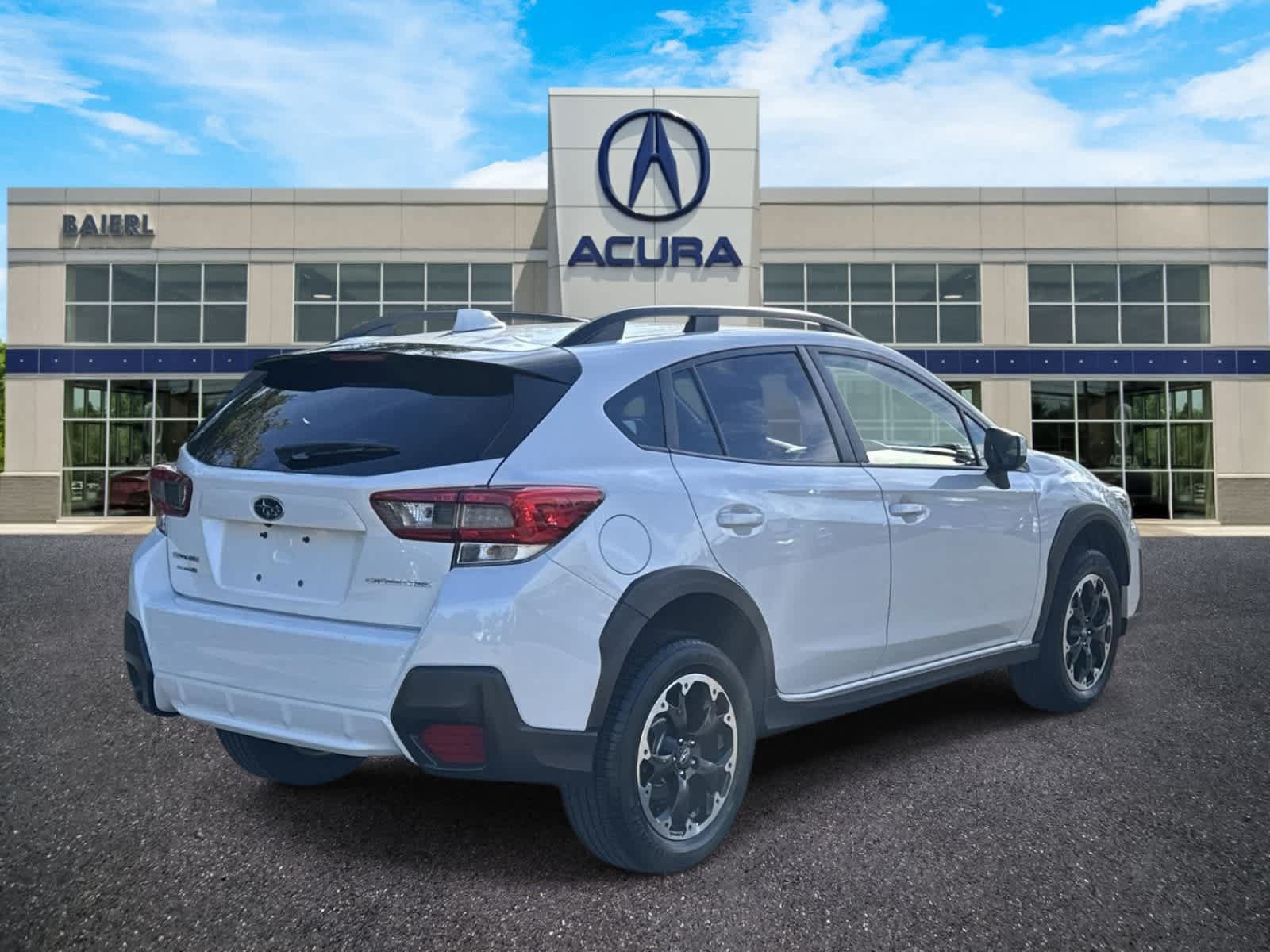 Used 2023 Subaru Crosstrek 2.0i Premium AWD/4WD image 5