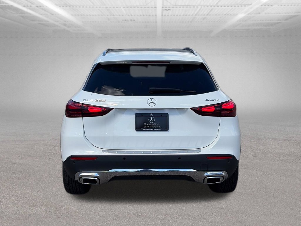New 2026 Mercedes-Benz GLA 250 4MATIC image 4