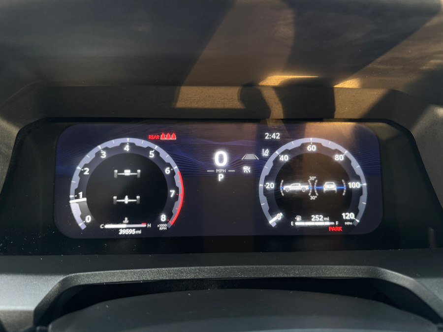 Used 2024 Toyota Tacoma TRD Off-Road AWD/4WD image 43