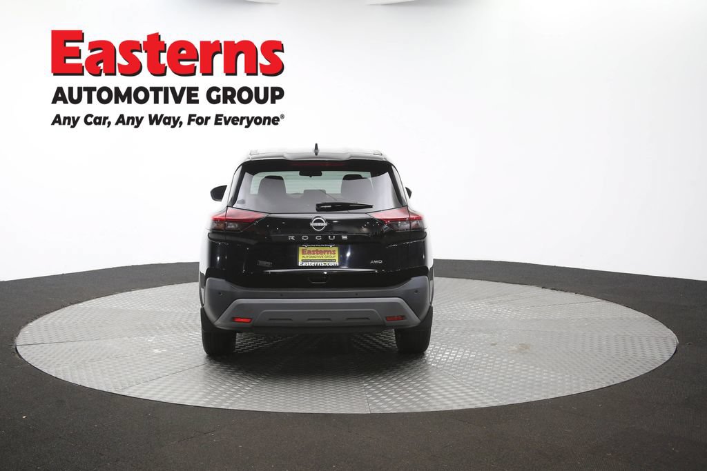 Used 2023 Nissan Rogue S AWD/4WD image 37