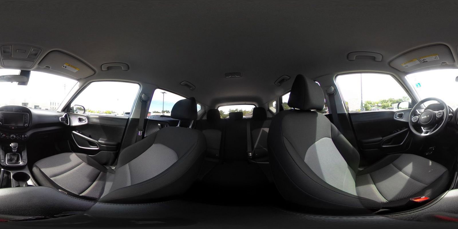 Used 2025 Kia Soul LX w/ LX Technology Package image 40