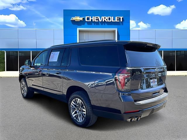 Used 2025 Chevrolet Suburban Z71 AWD/4WD image 5