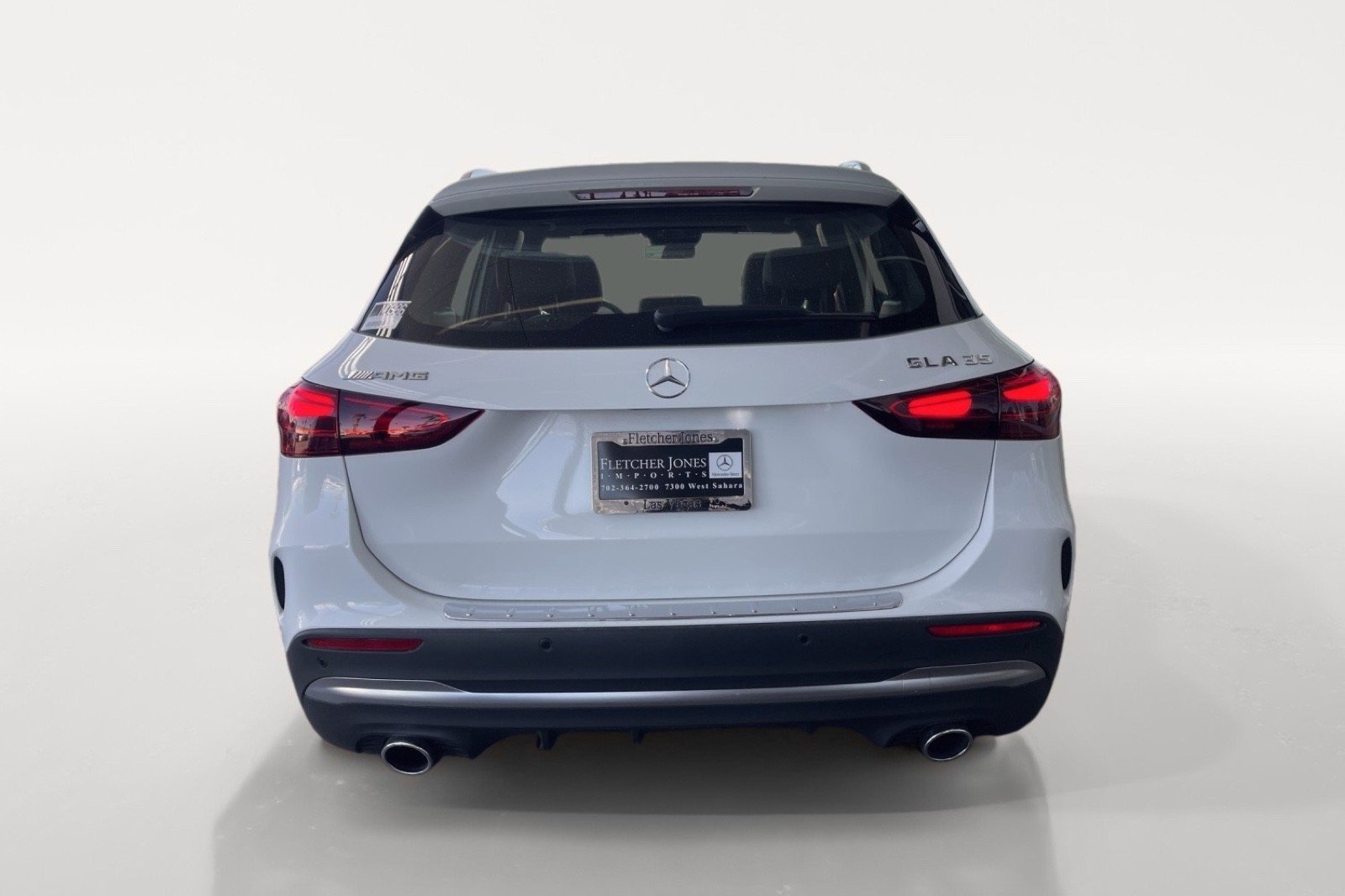 New 2025 Mercedes-Benz GLA 35 AMG 4MATIC image 5