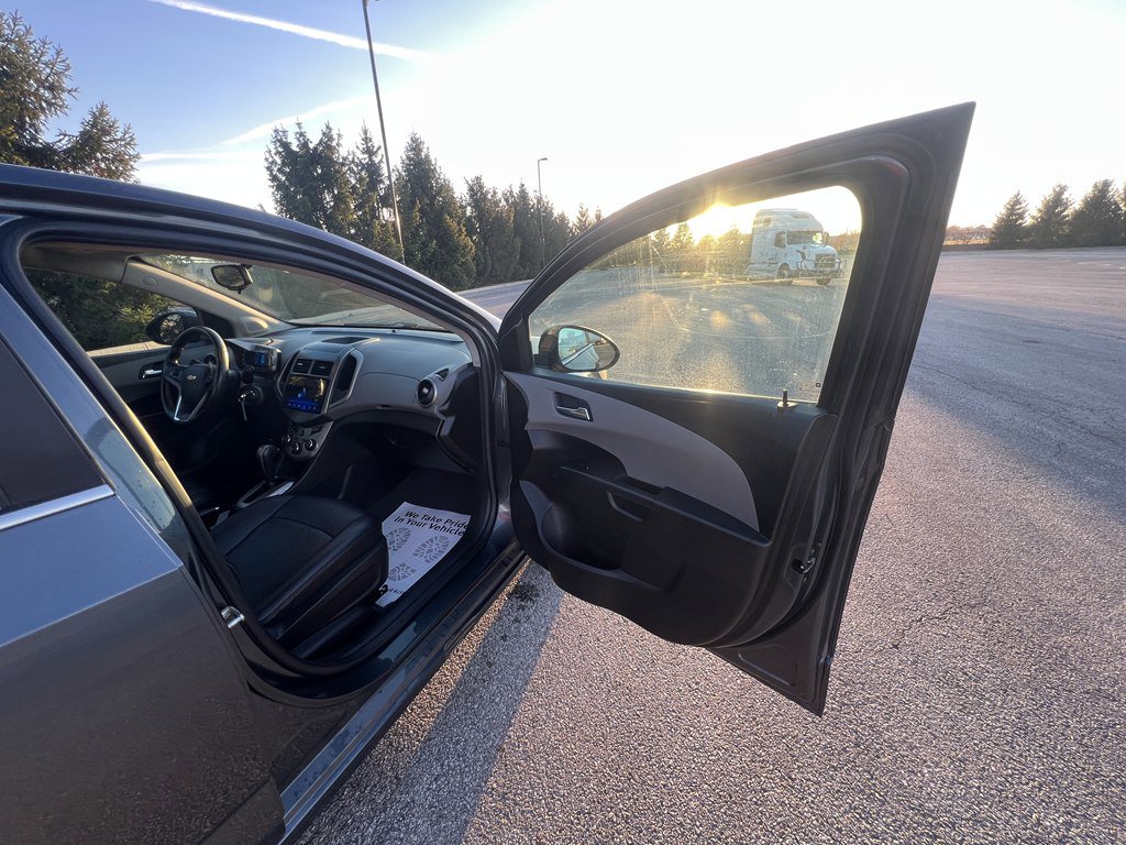 Used 2013 Chevrolet Sonic LTZ image 10