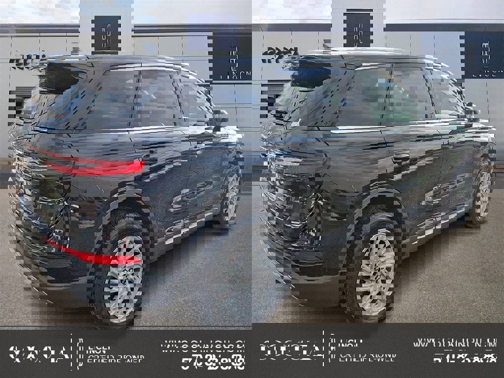 Certified 2024 Lincoln Corsair AWD image 4