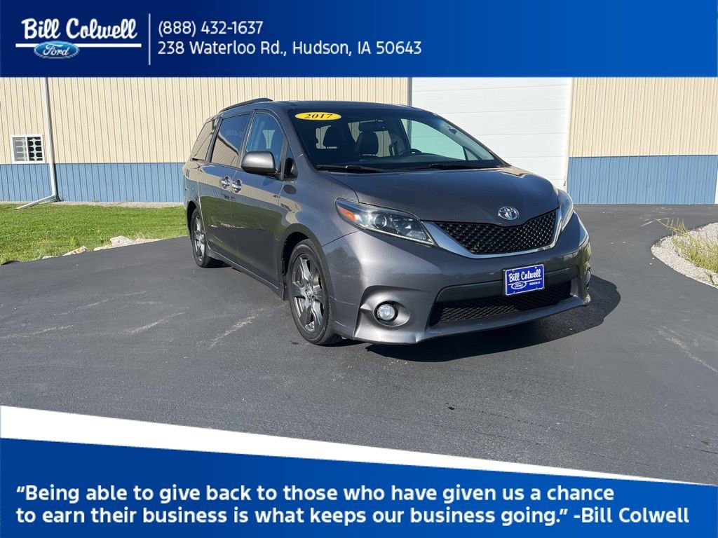 Used 2017 Toyota Sienna SE