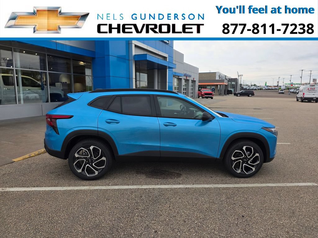 New 2026 Chevrolet Trax RS w/ Sunroof Package FWD image 8