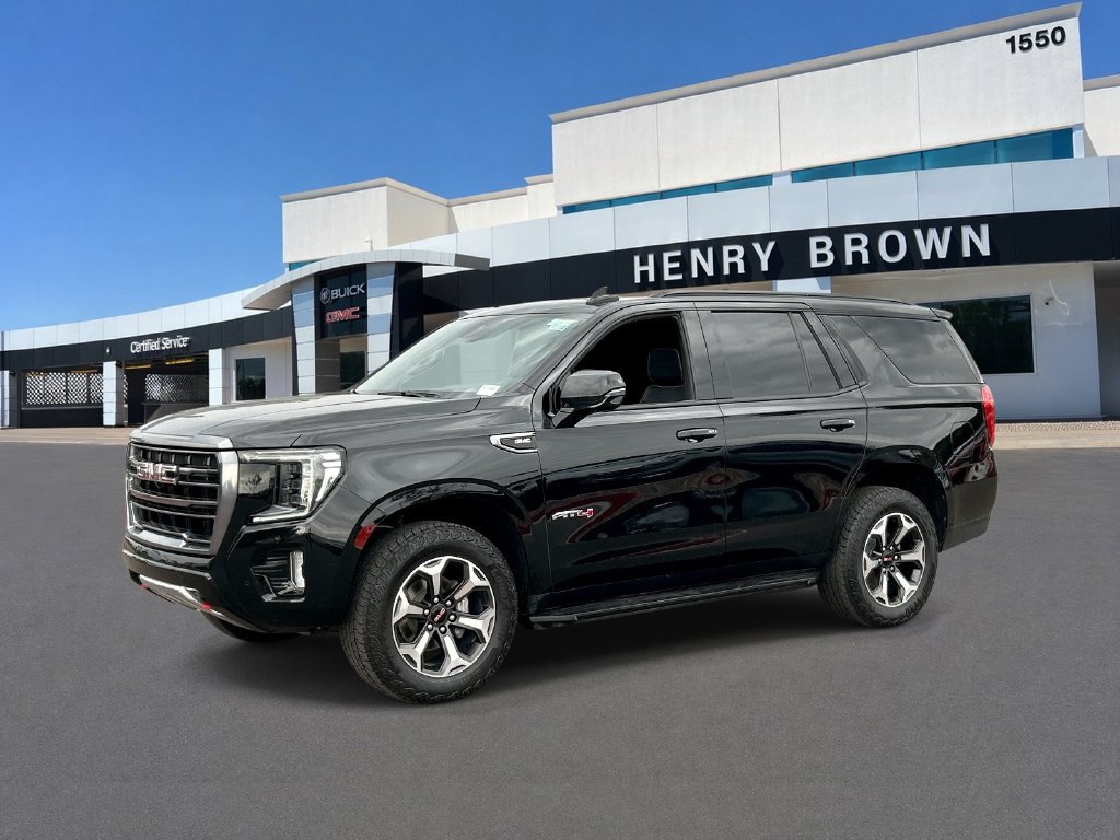 Used 2023 GMC Yukon AT4 w/ Technology Package AWD/4WD image 1