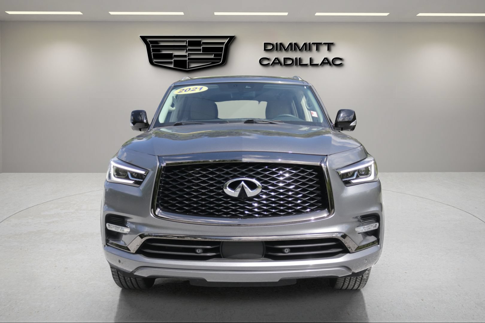 Used 2021 INFINITI QX80 Premium Select w/ Cargo Package RWD image 2