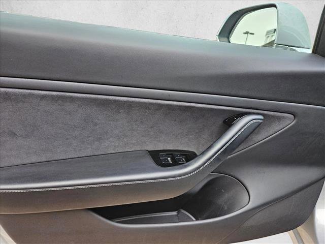 Used 2018 Tesla Model 3 Long Range image 26