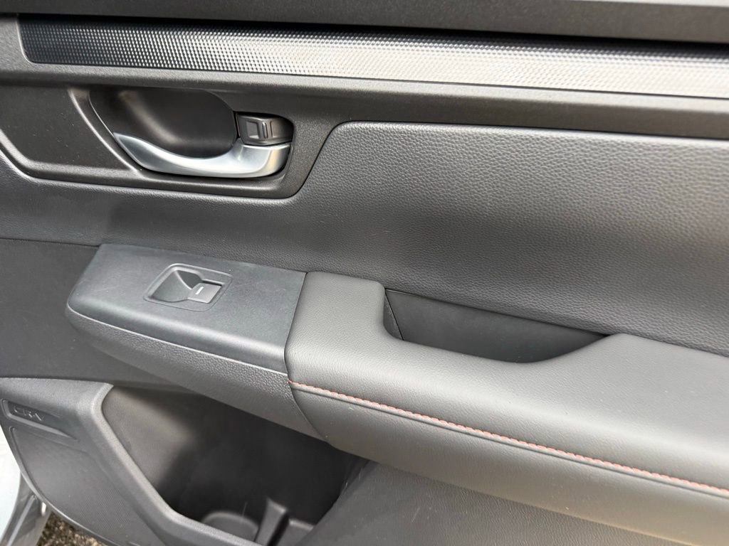 Used 2023 Honda CR-V Sport image 40