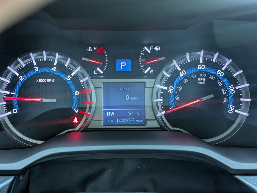 Used 2017 Toyota 4Runner SR5 Premium RWD image 25