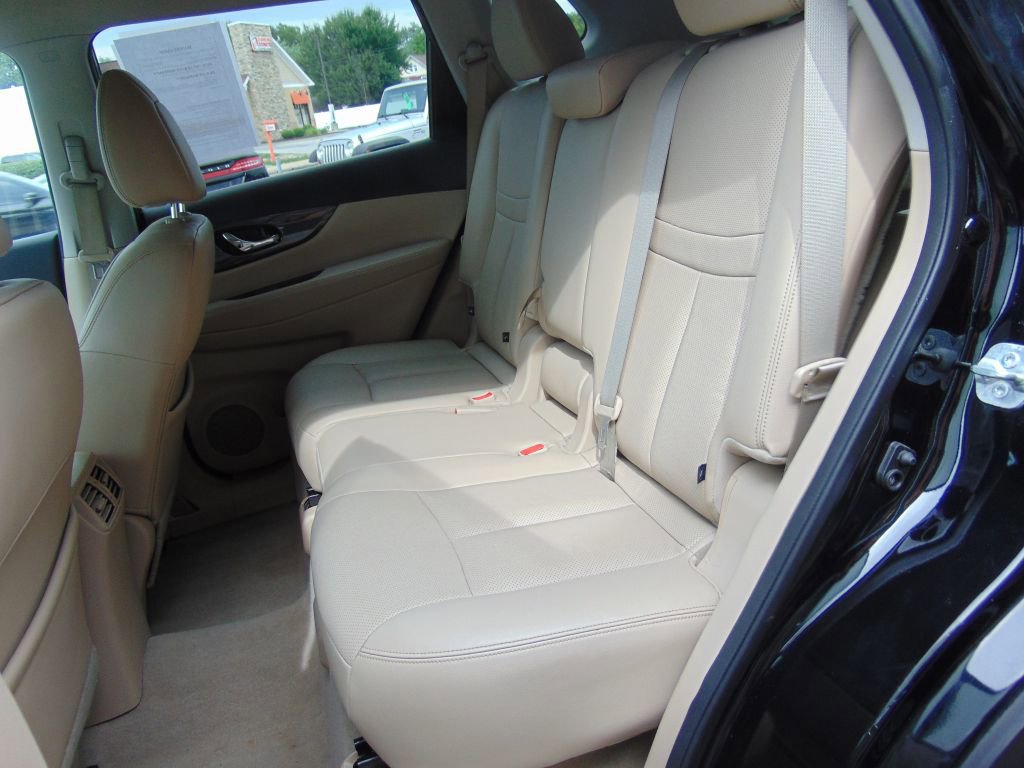 Used 2015 Nissan Rogue SL image 18