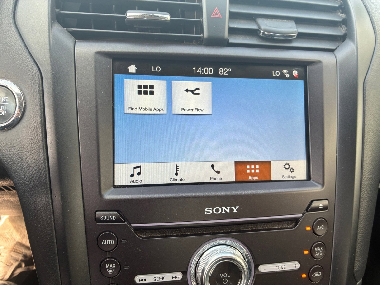 Used 2018 Ford Fusion Titanium image 19