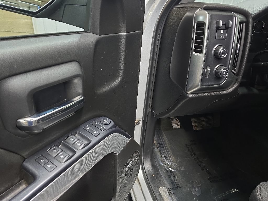 Used 2017 Chevrolet Silverado 1500 LT w/ Rally 2 Edition AWD/4WD image 30