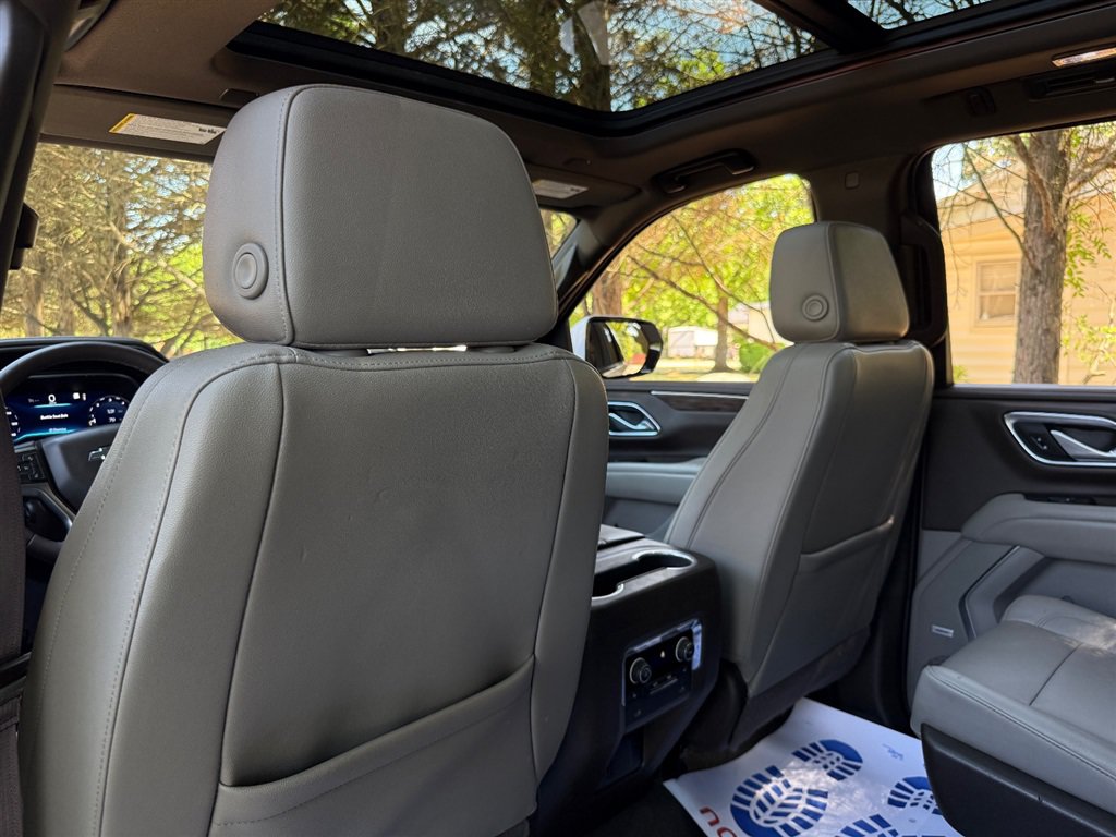 Used 2022 Chevrolet Tahoe Z71 w/ Luxury Package AWD/4WD image 52