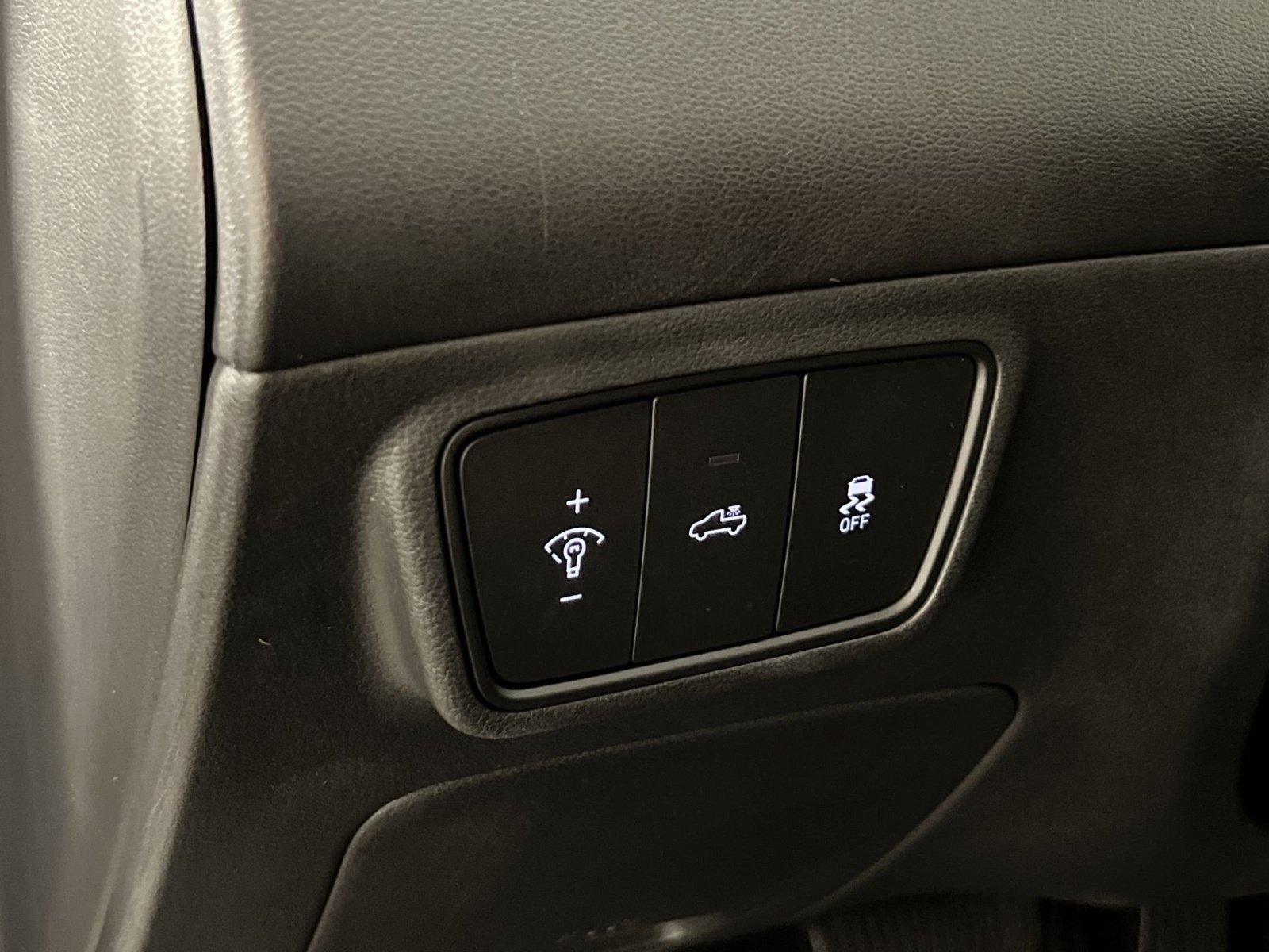Used 2024 Hyundai Santa Cruz SEL AWD/4WD image 30