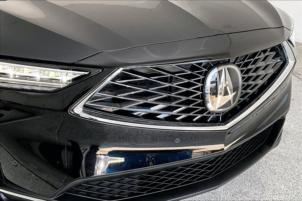 Certified 2026 Acura MDX w/ Technology Package FWD image 34