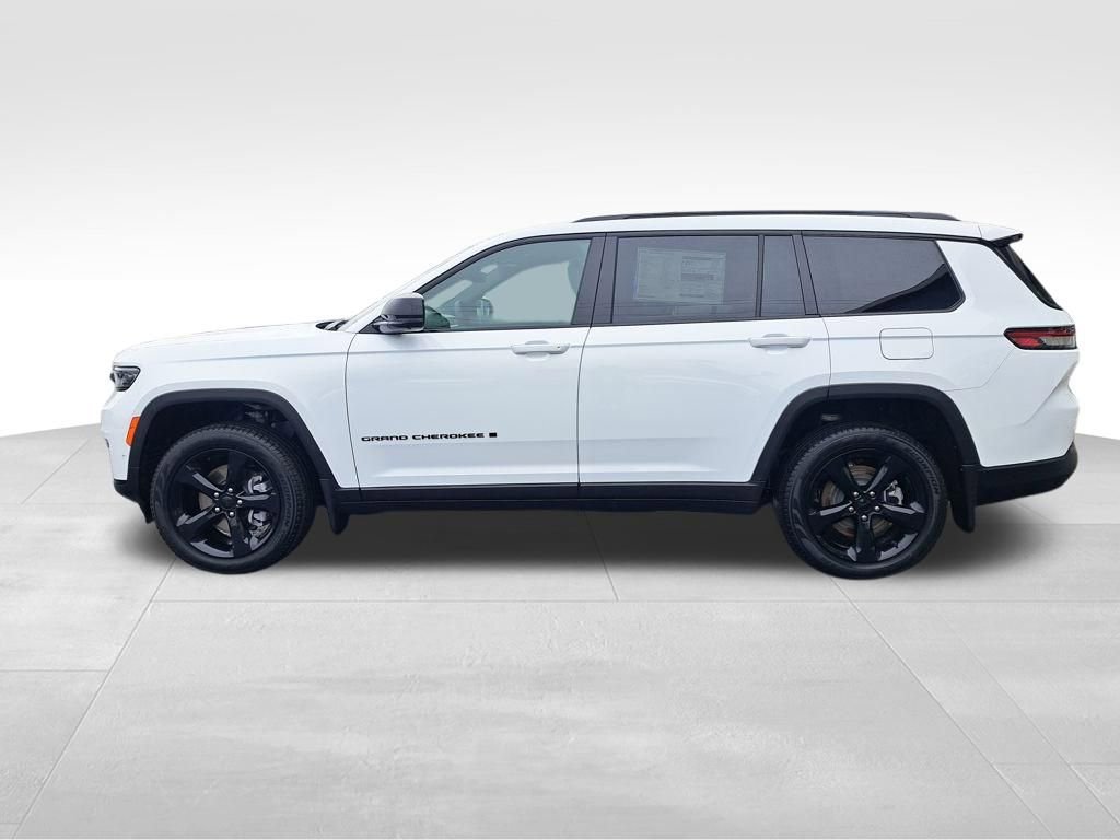 New 2025 Jeep Grand Cherokee L Limited w/ Luxury Tech Group II image 2