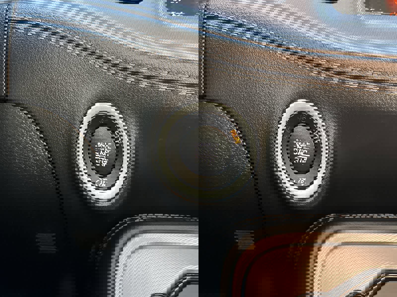 Certified 2023 Dodge Challenger SXT w/ Plus Package image 15