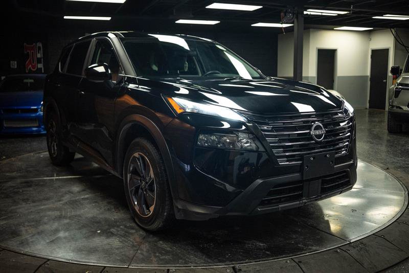Used 2025 Nissan Rogue SV FWD image 5