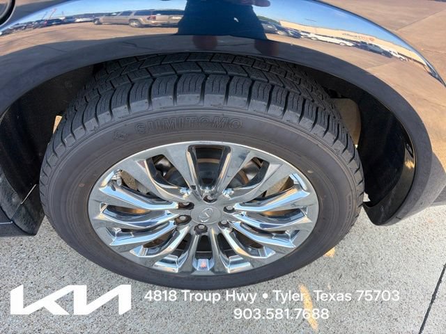 Used 2017 INFINITI QX80 Signature Edition RWD image 8