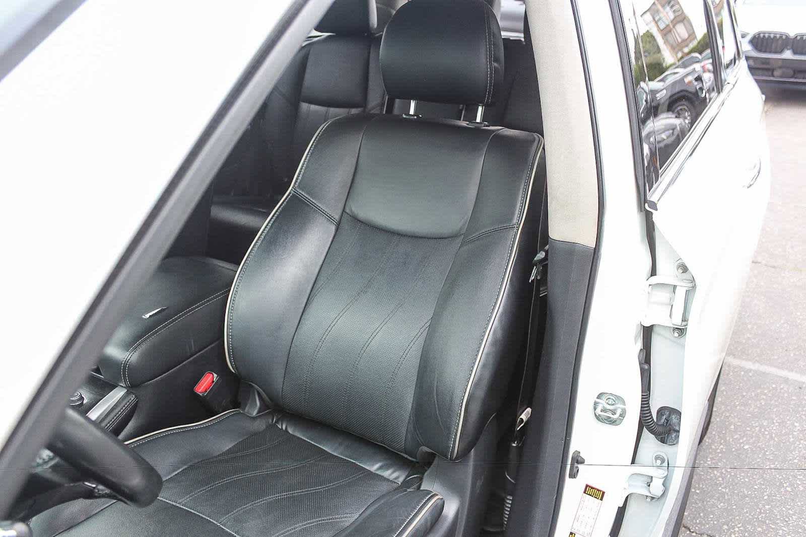 Used 2020 INFINITI QX60 Luxe w/ Essential Package FWD image 26