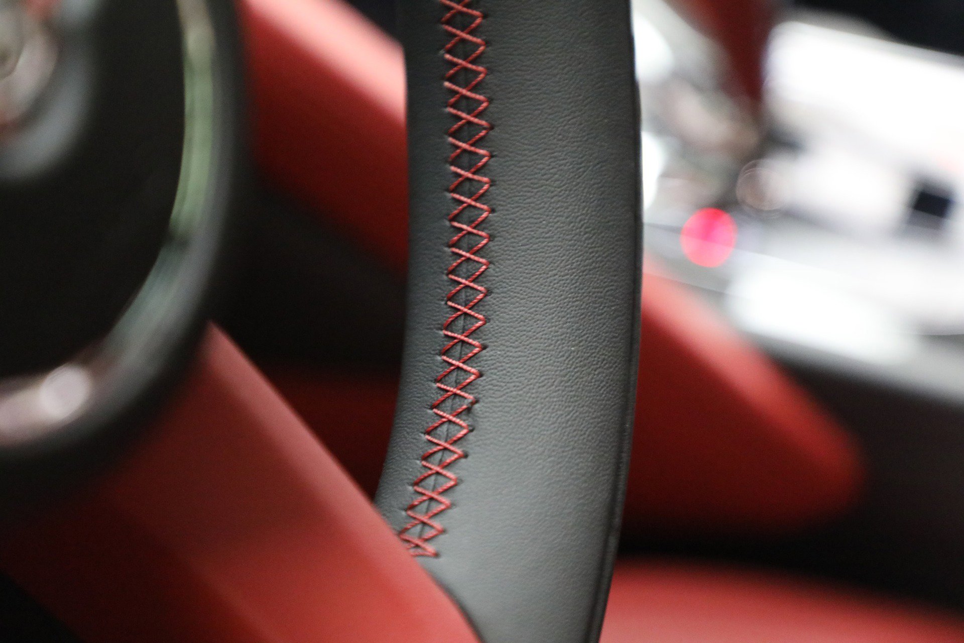 New 2025 Bentley Bentayga image 47