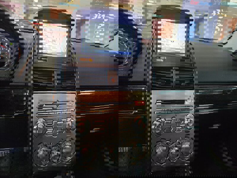 Used 2012 Mitsubishi Galant ES image 26