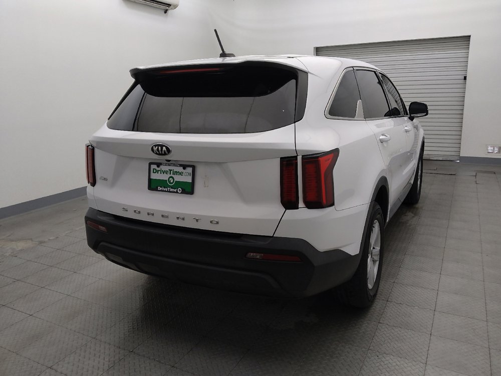 Used 2021 Kia Sorento LX AWD/4WD image 7