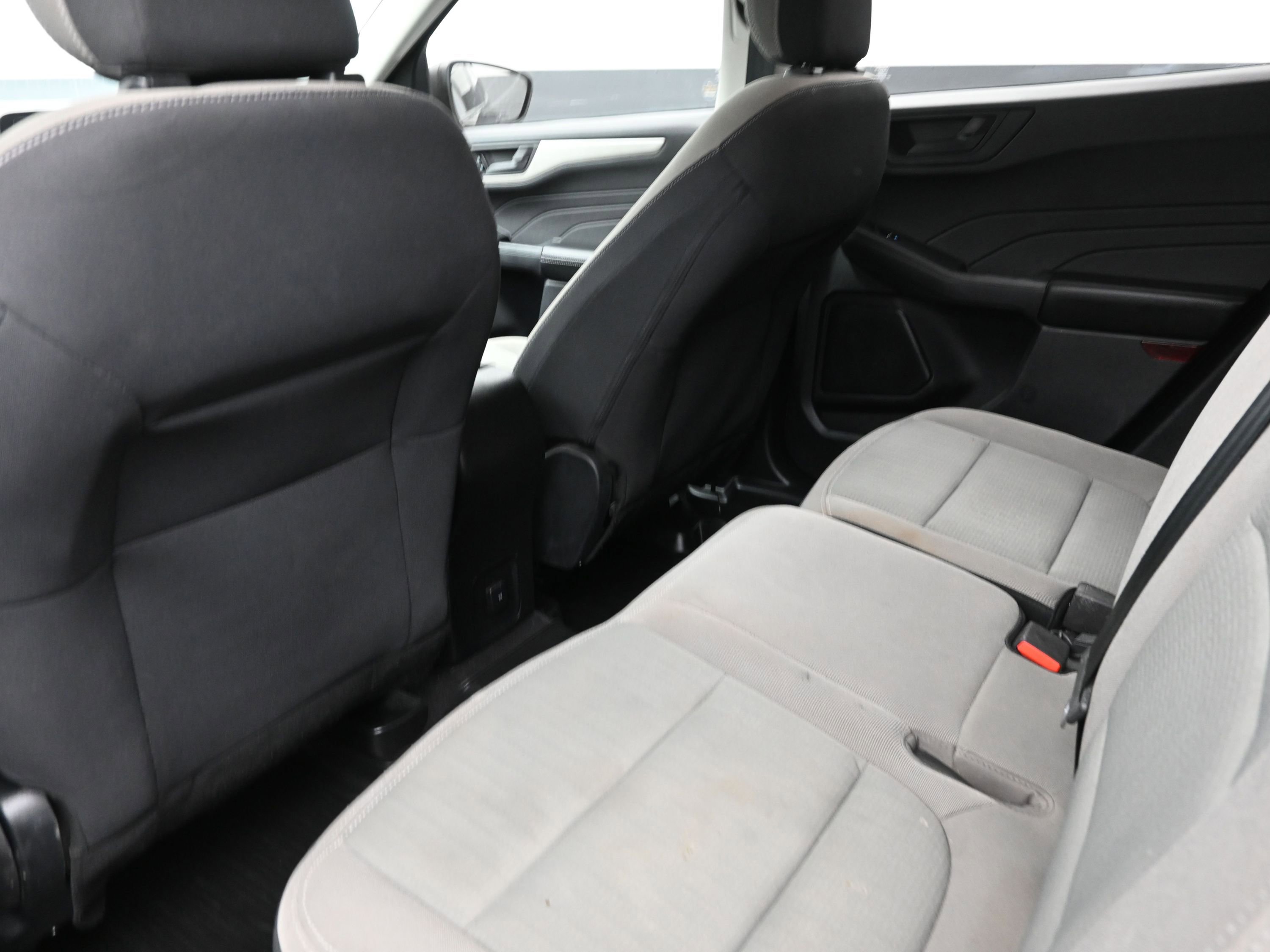 Used 2022 Ford Escape S image 22