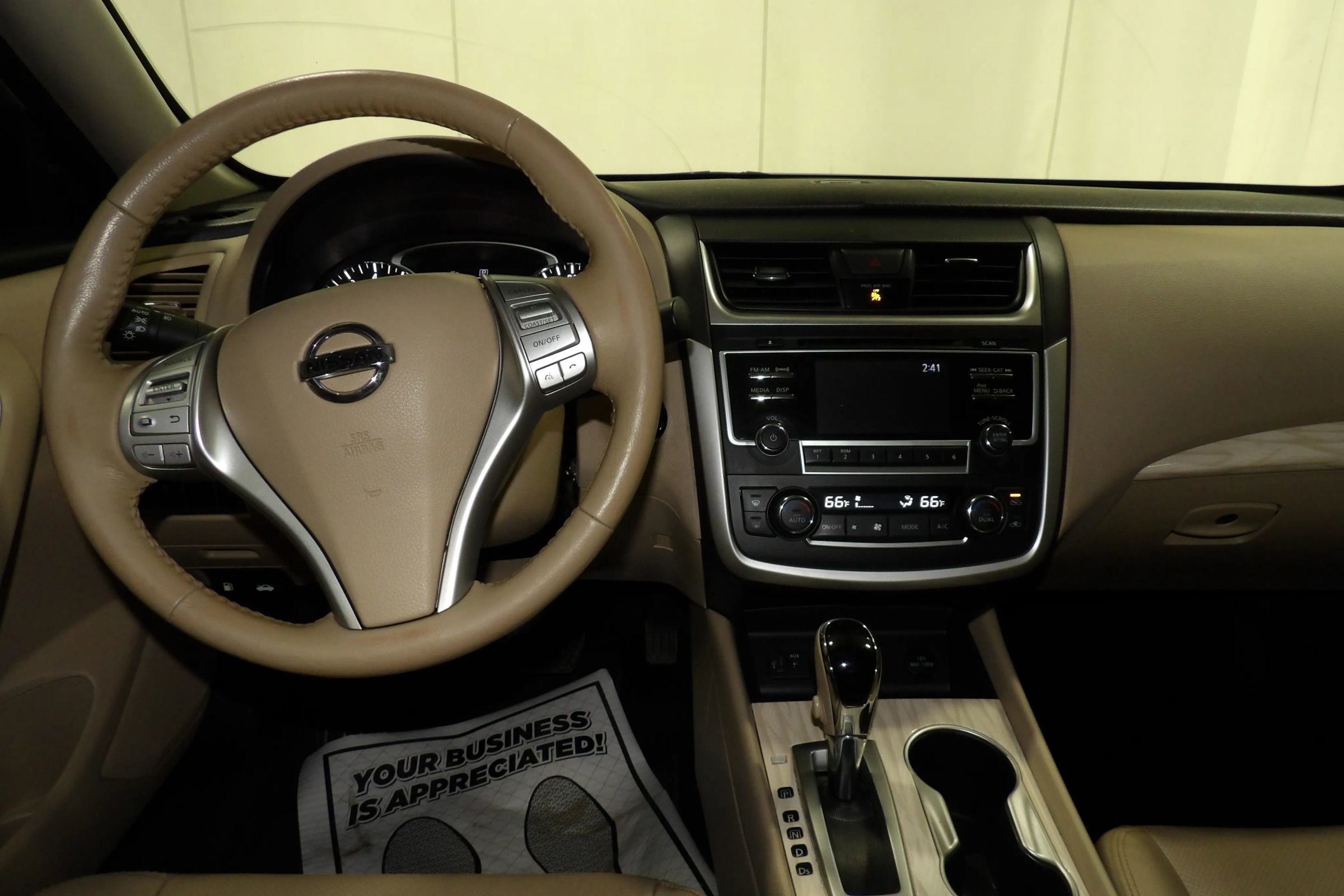 Used 2017 Nissan Altima 2.5 SL w/ Moonroof Package image 12