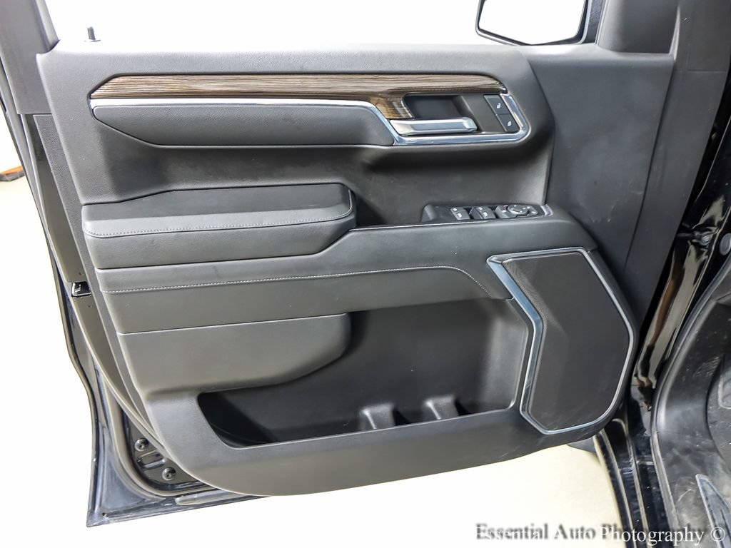 Used 2024 Chevrolet Silverado 1500 LT AWD/4WD image 20