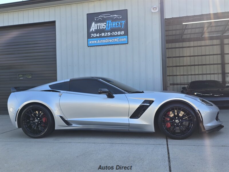 Used 2016 Chevrolet Corvette Z06 w/ Z07 Performance Package RWD image 23