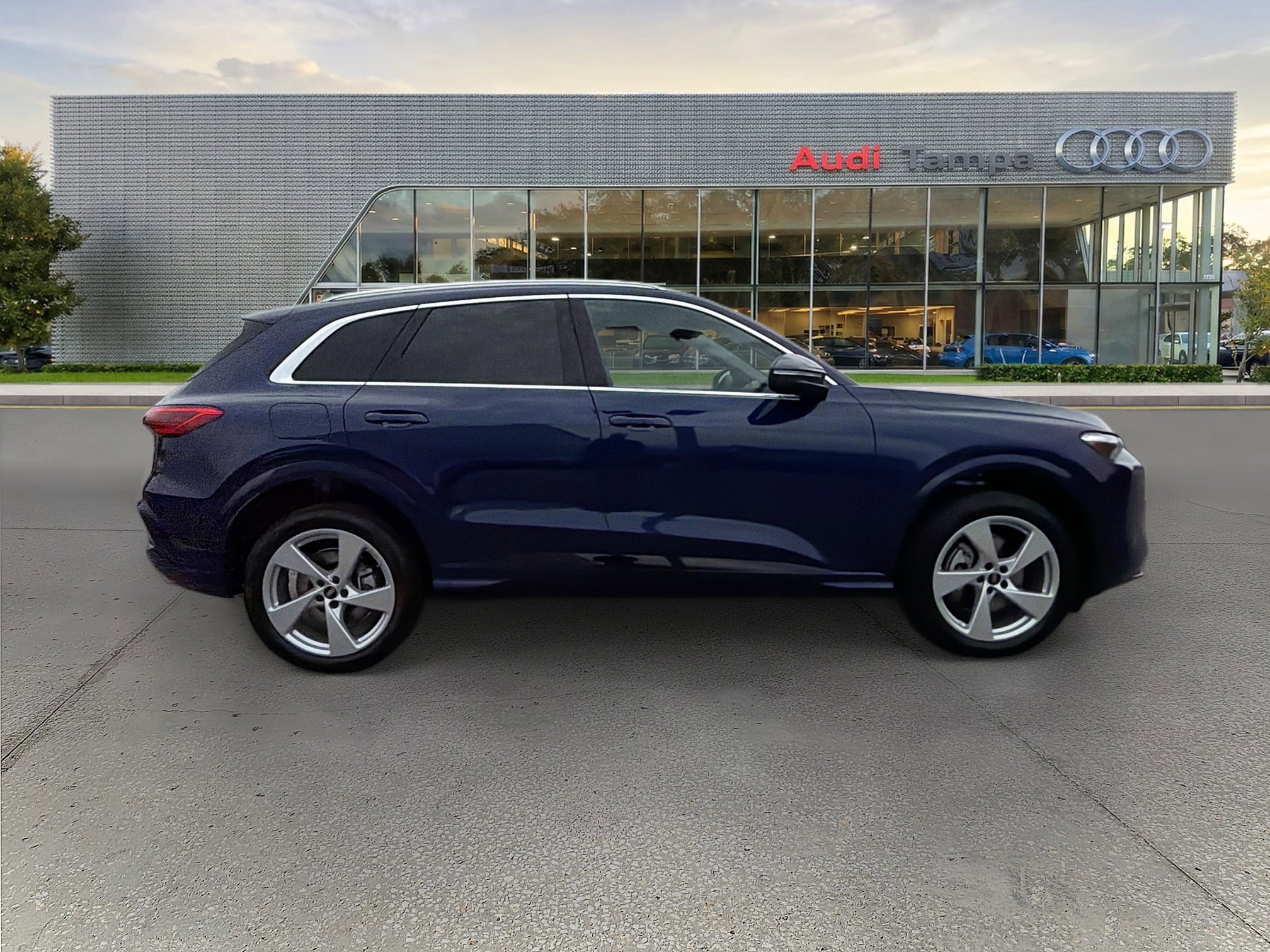 New 2025 Audi Q5 Premium AWD/4WD image 2