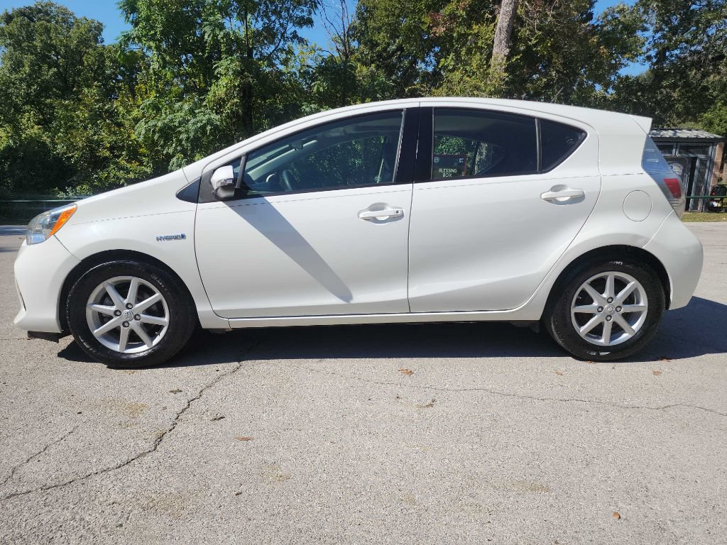 Used 2012 Toyota Prius C Four FWD image 4