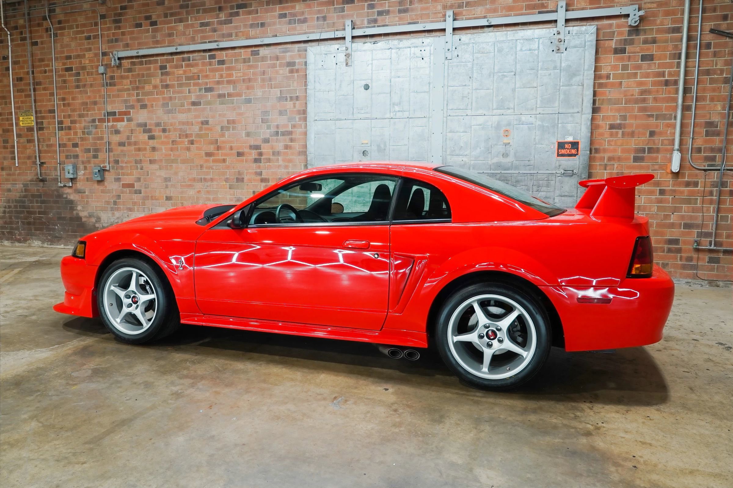 Used 2000 Ford Mustang Cobra RWD image 11