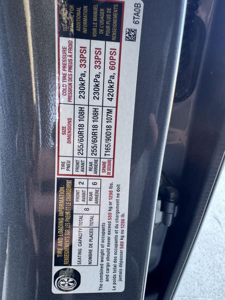 Used 2025 Nissan Pathfinder SV FWD image 26