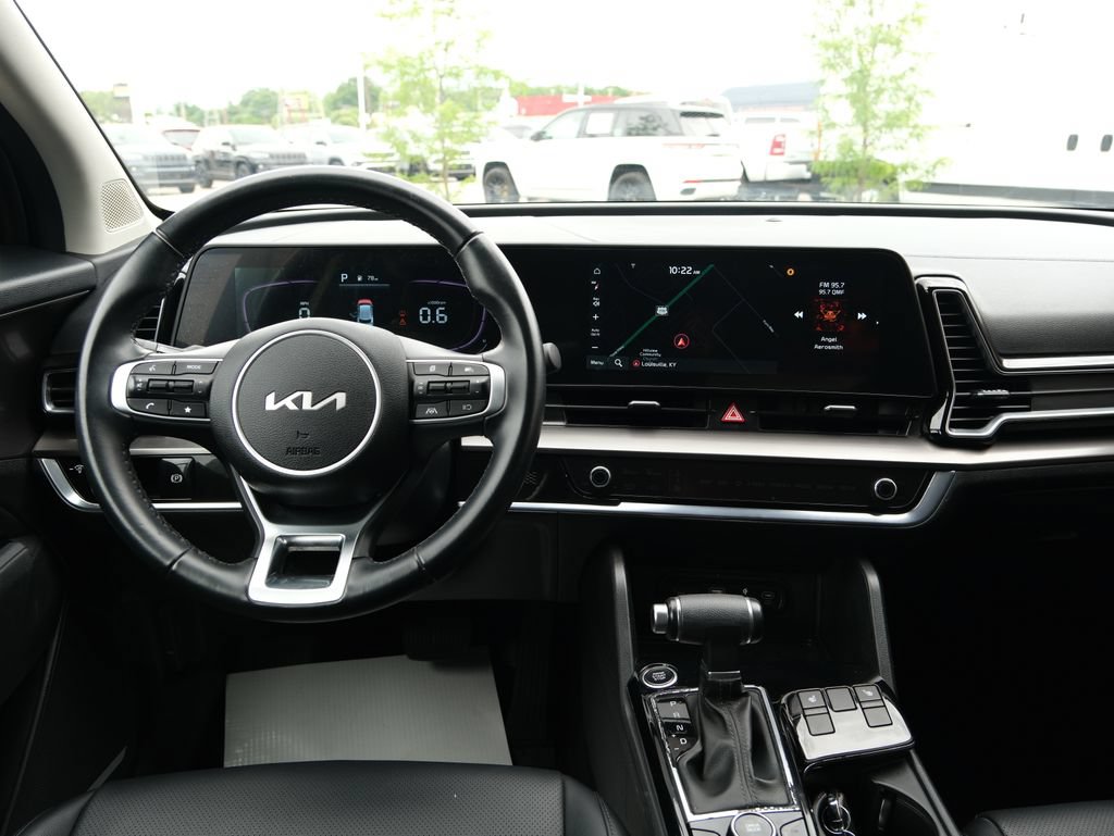 Used 2024 Kia Sportage EX FWD image 27