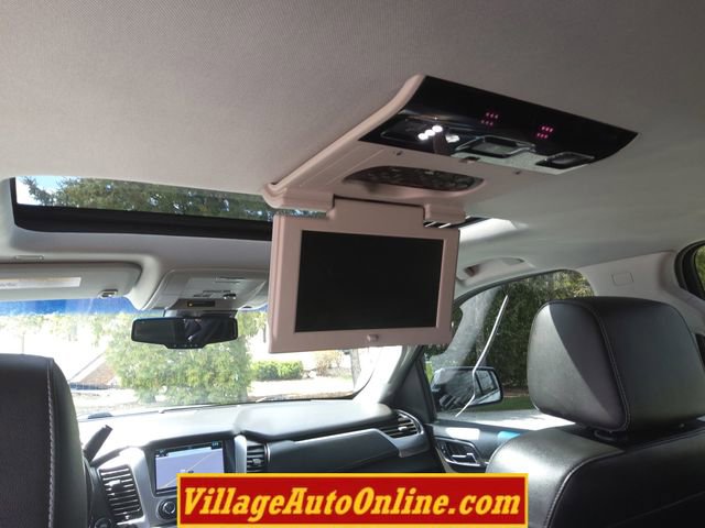 Used 2018 Chevrolet Suburban Premier AWD/4WD image 35