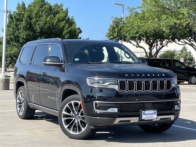 Used 2022 Jeep Wagoneer Series III w/ Premium Group I RWD image 2
