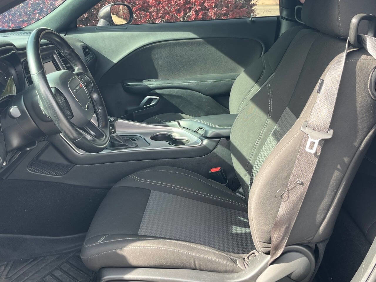 Used 2022 Dodge Challenger SXT w/ Blacktop Package image 9